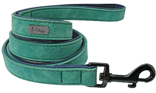 Luxury Velvet Dog Leash Green luxury velvet dog leash, 120cm length and easy to grip, with a sturdy black metal clasp, designed for comforable walk.