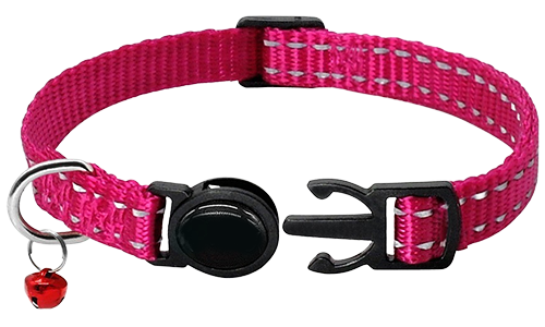 Reflective pink breakaway cat collar, durable and strong, reflective and lightweight nylon material.